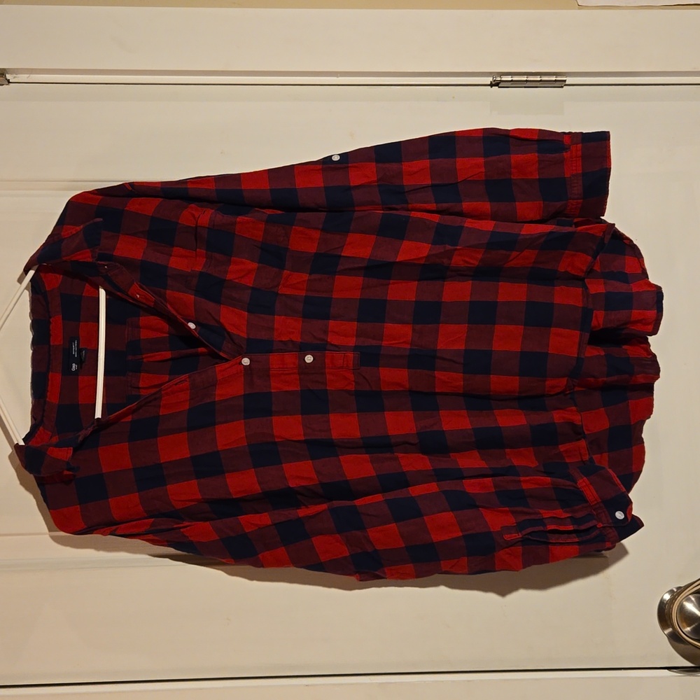 Gap women's button down top. 2x
